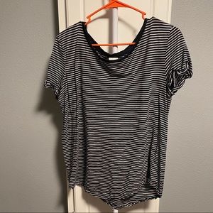 H&M Tee M